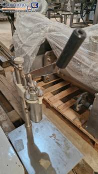 Recravadeira manual com pin�a em inox bancada Km m�quinas