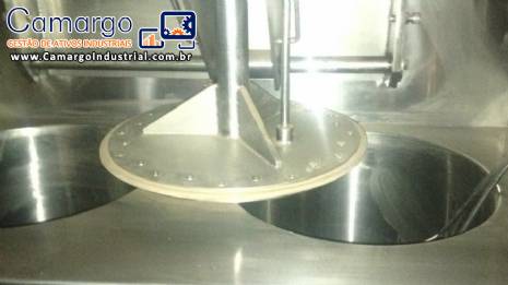 Prensa extratora em inox para extra��o de ess�ncias vegetais